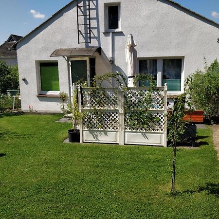 Gaestehaus Am Teich Raben Steinfeld Bagian luar foto